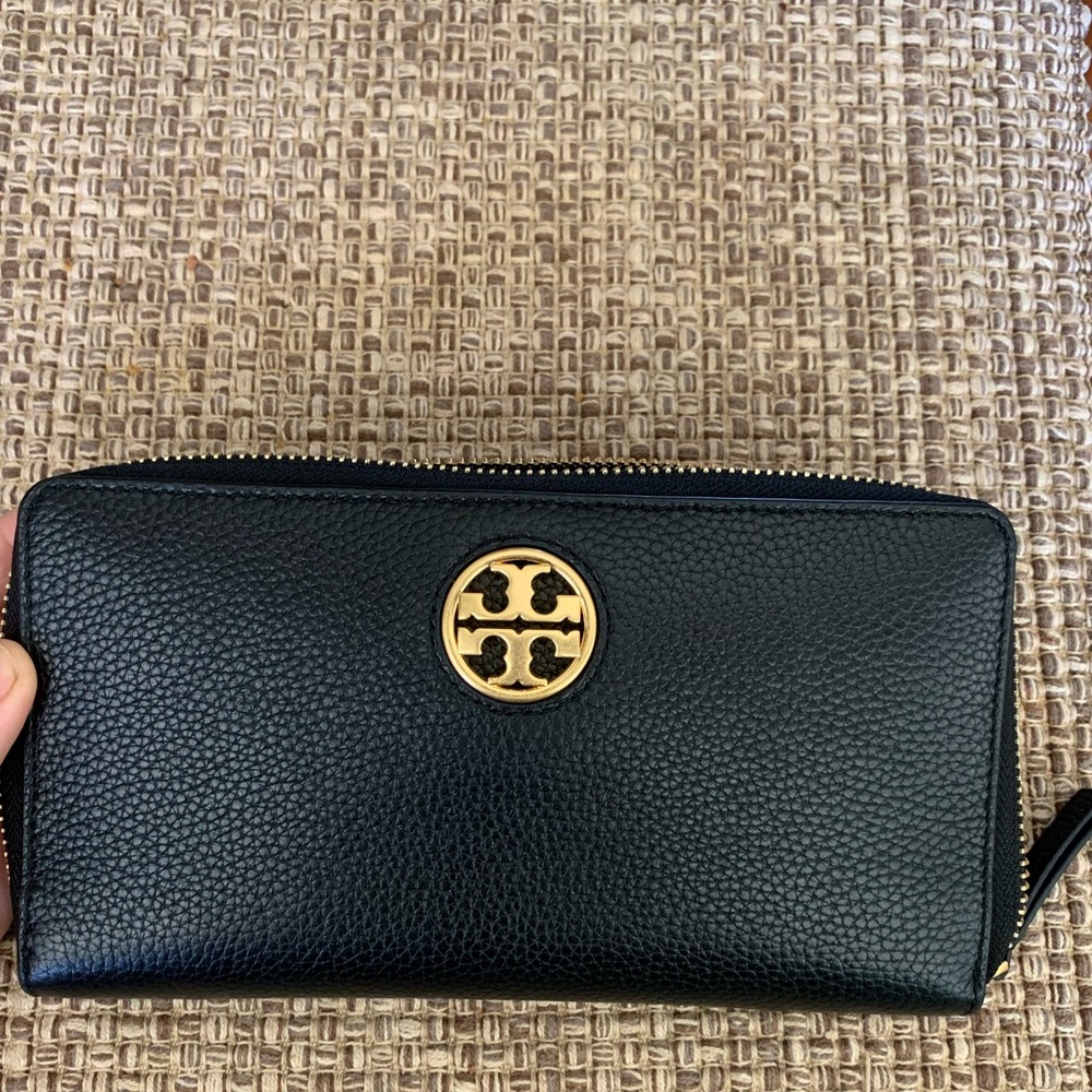Tory Burch Wallet